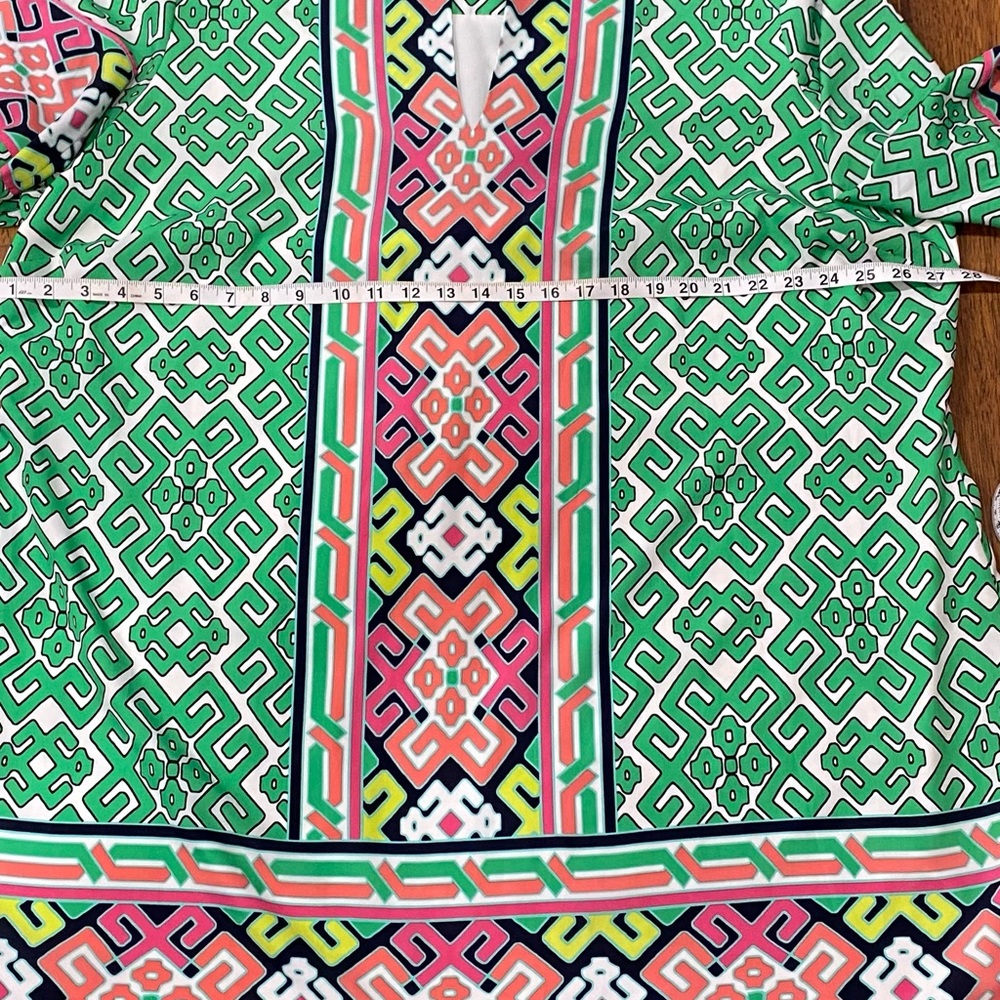 Crown & Ivy Women’s Green and Pink Geometric Print Shift Dress 24W - Picture 9 of 12